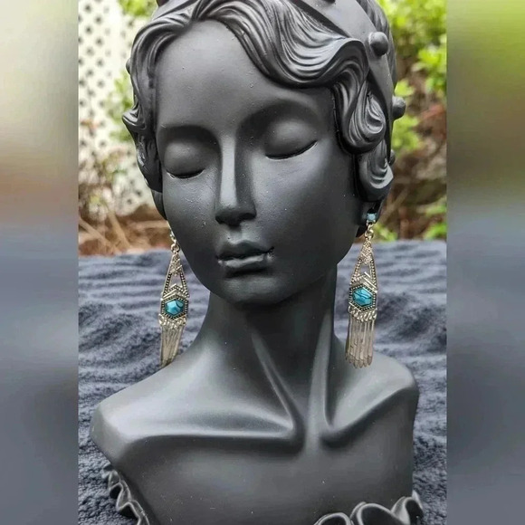 Fashion Jewelry Jewelry - Fashion Jewelry Dangle Earrings (New)